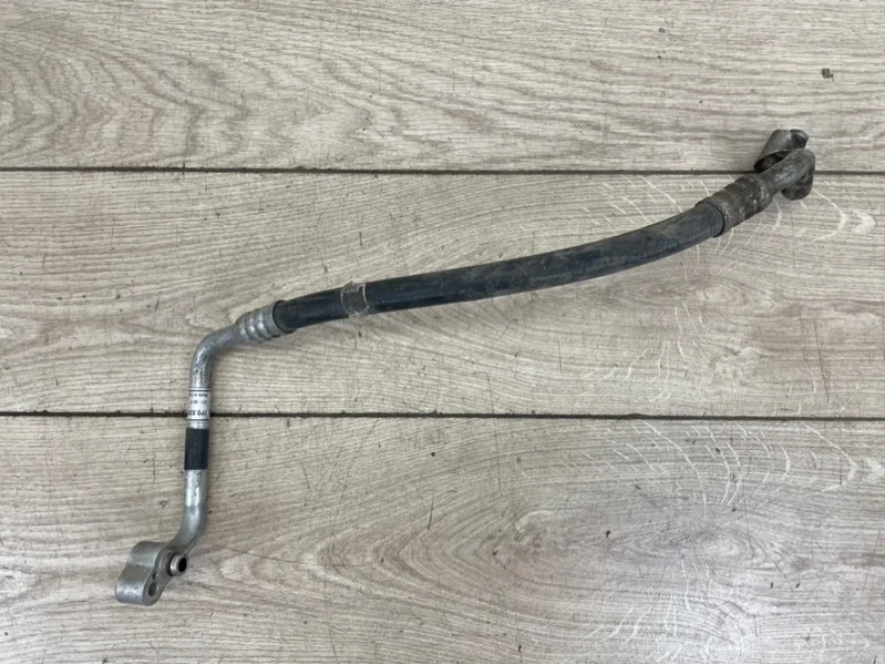 Трубка кондиционера VW Touareg 2 2010-2018 7P