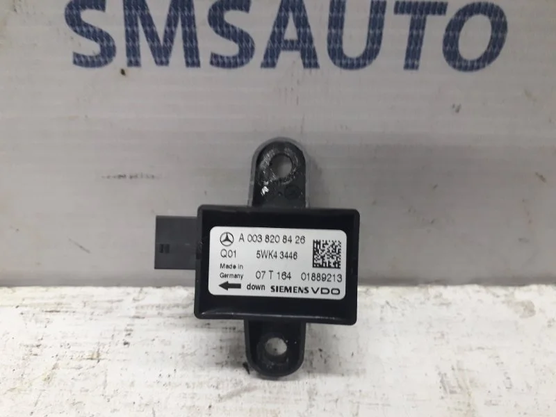 Датчик удара Mercedes-Benz S-Class A0038208426 W221 S350