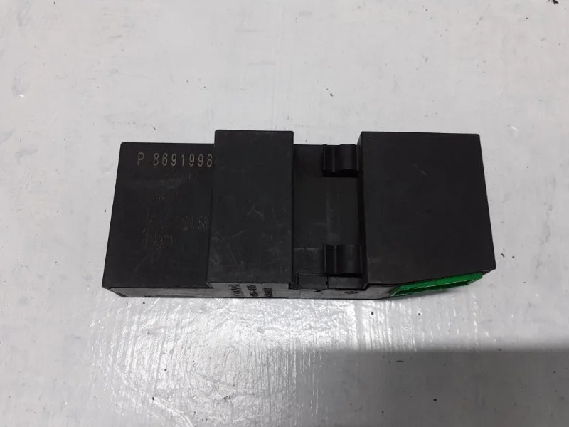 Блок электронный Volvo Xc90 2000-2009 8691998