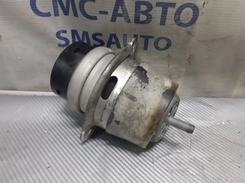 Опора ДВС Volkswagen Touareg 7L8199131H NF 3.0TD