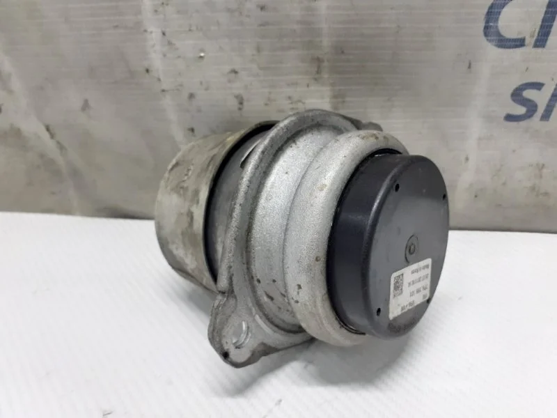 Опора ДВС Volkswagen Touareg 7P6199131 NF 3.6