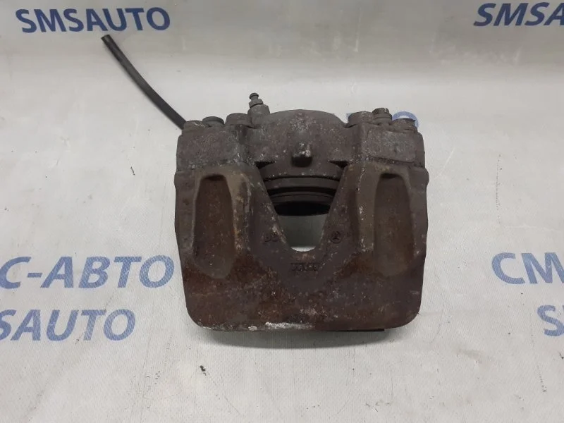 Суппорт Mercedes-Benz E-Class A2044213581 C207, передний левый