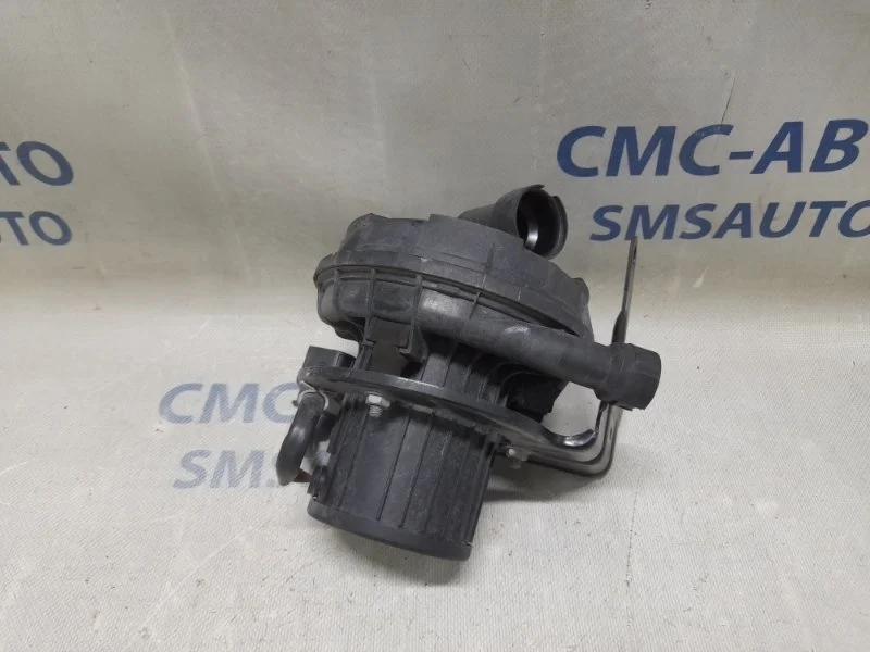 Насос воздушный Audi A6 079959231A C7 2.8