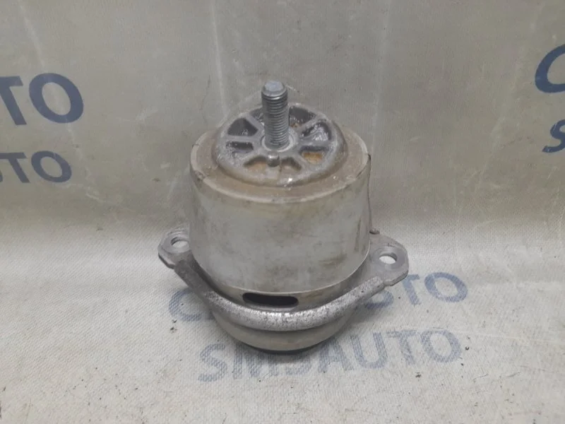 Опора ДВС Volkswagen Touareg 7P6199131 NF 3.6