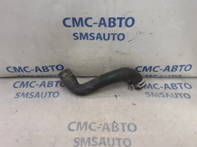 Патрубок охлаждения Mercedes-Benz Ml A1645060735 W164 3.0D