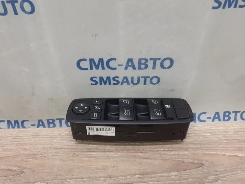 Блок управления стеклоподъемниками Mercedes-Benz Ml A2518300290 W164 3.0D