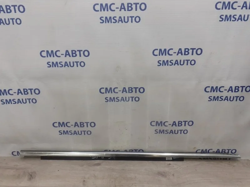 Молдинг стекла двери Audi Q5 2012-2017 8R0853284F2ZZ 8R 2.0T, передний правый