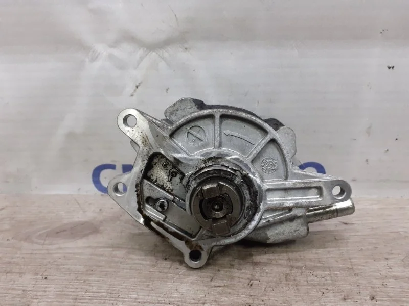Вакуумный насос Mercedes-Benz Ml A6422300165 W164 3.0D