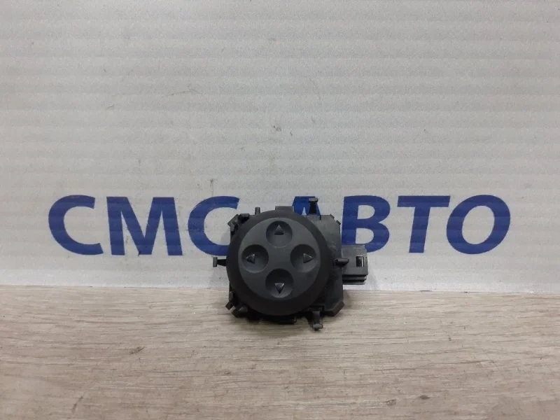 Кнопка регулировки положения сидения Mercedes-Benz Glk A2048702558 X204 3.0, передняя левая