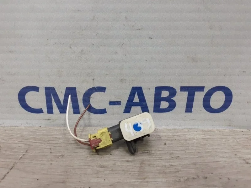 Датчик удара Volkswagen Touareg 2011 7P0959651 NF 3.0