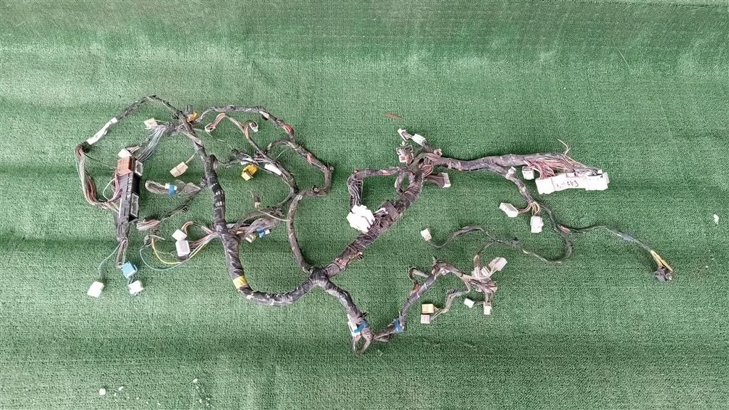 Б.у. электропроводка салона MITSUBISHI LANCER CY3A MITSUBISHI LANCER CY3A