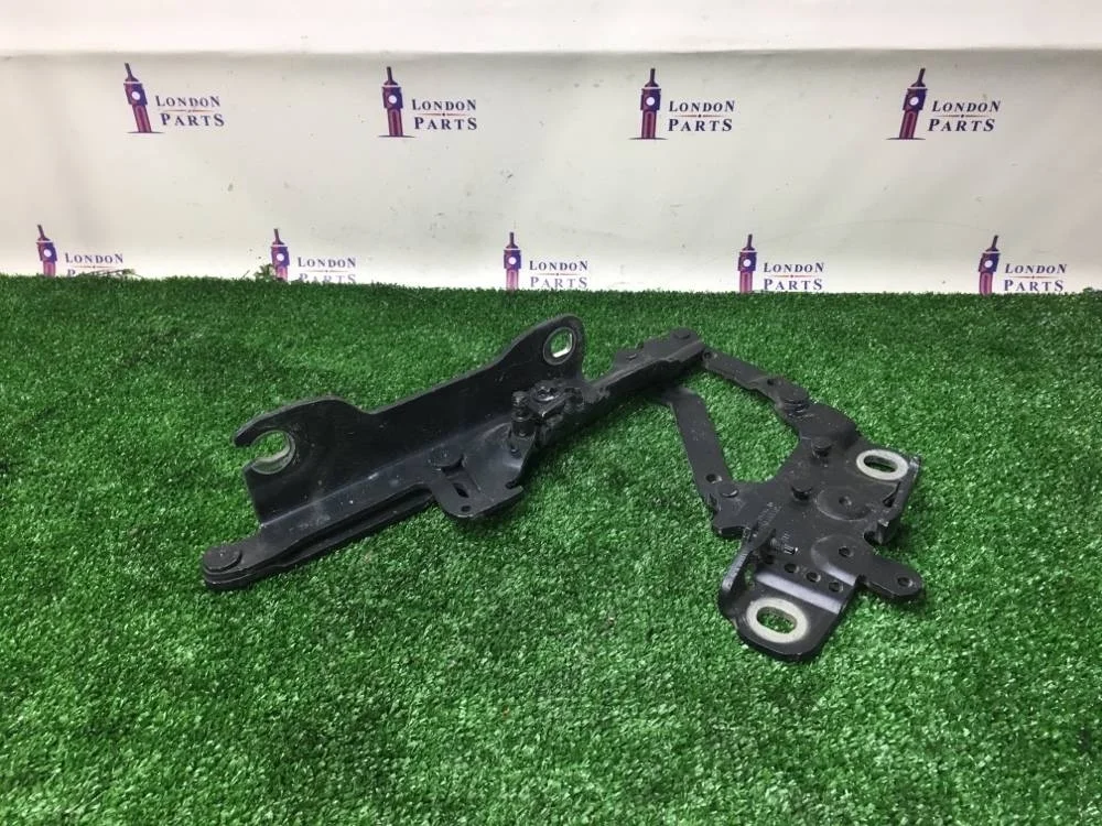 Петля капота BMW F30