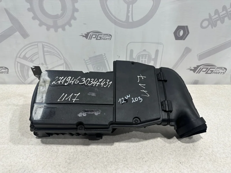 Корпус воздушного фильтра Mercedes-benz 2004 W203