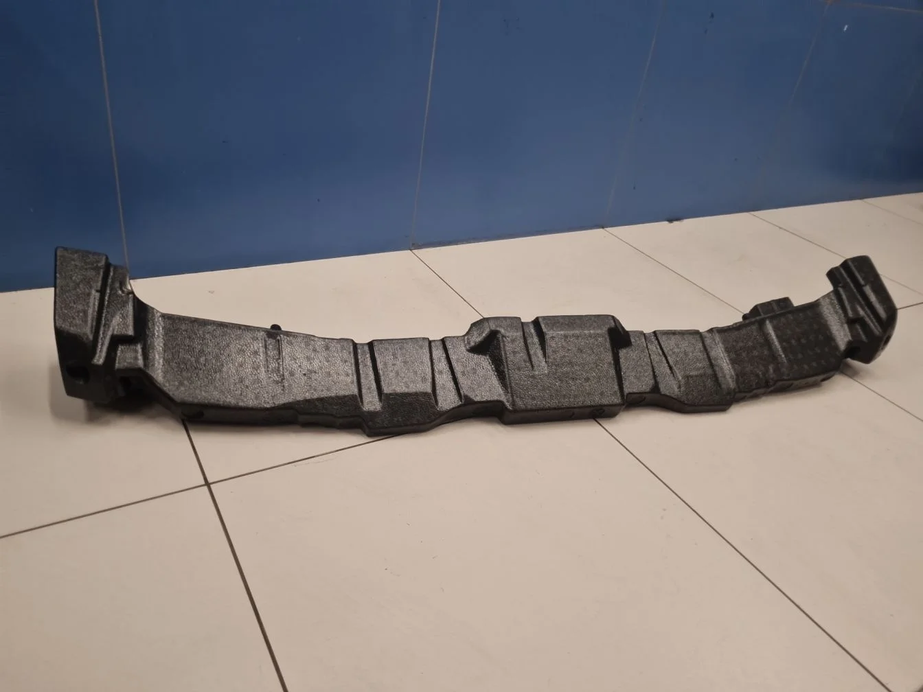 Наполнитель переднего бампера для Lexus LX 570 URJ200 2007-