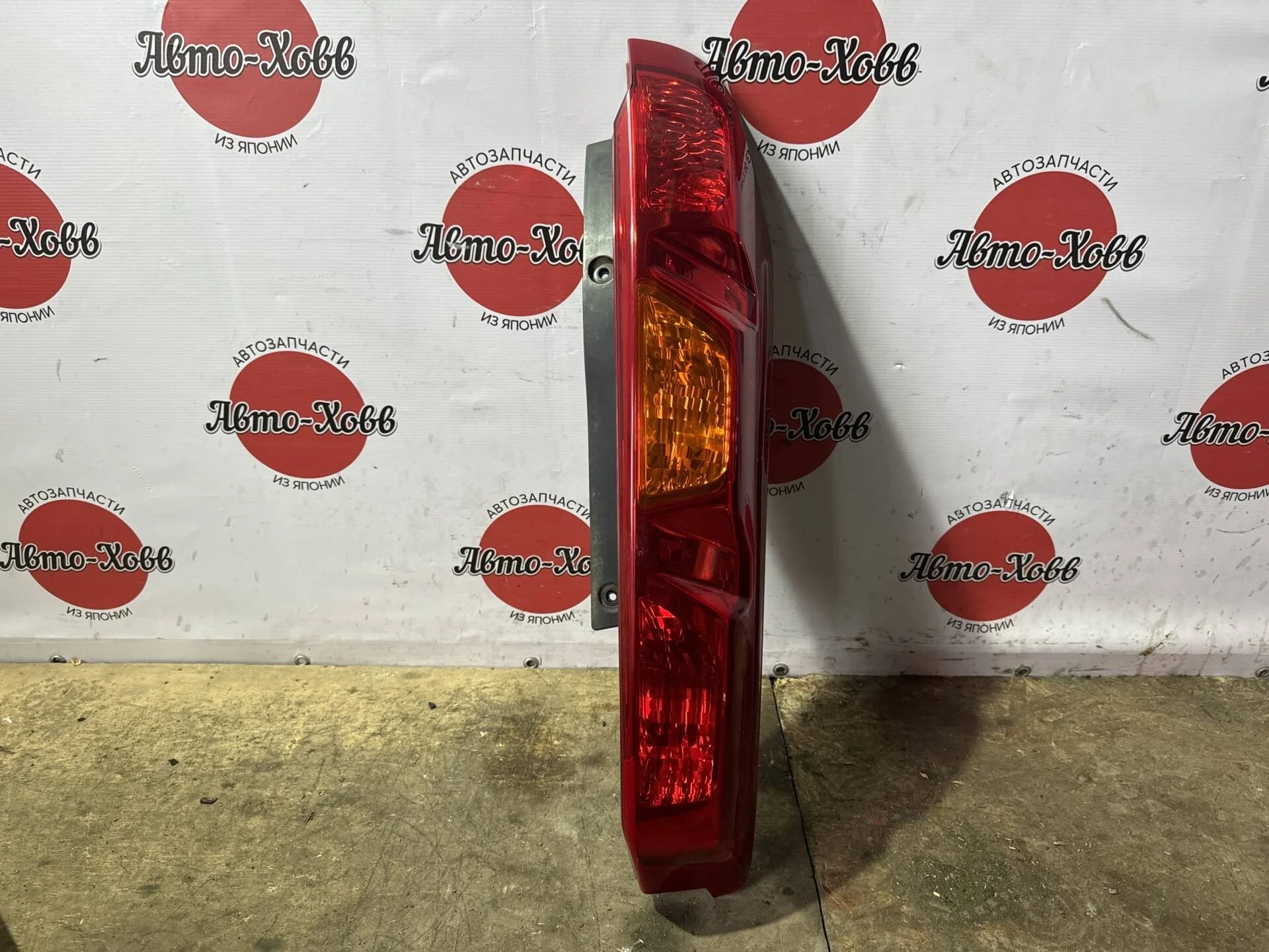 Фонарь задний левый Nissan X-Trail T31