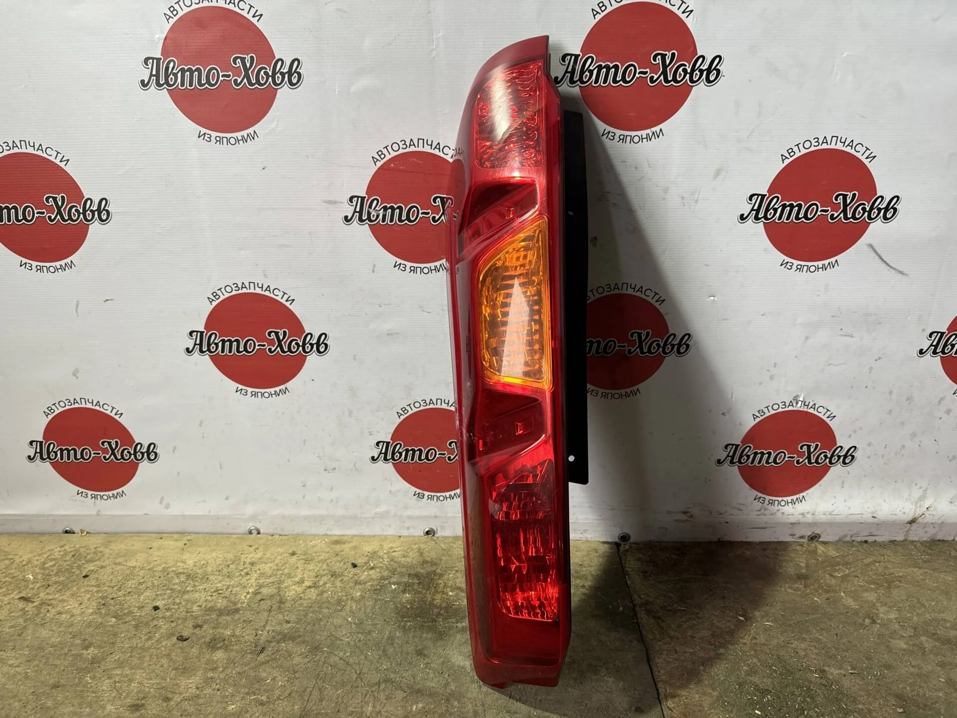 Фонарь задний правый Nissan X-Trail T31