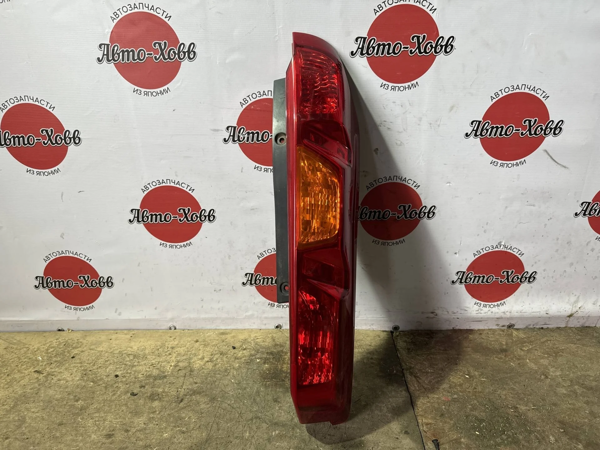 Фонарь задний левый Nissan X-Trail T31