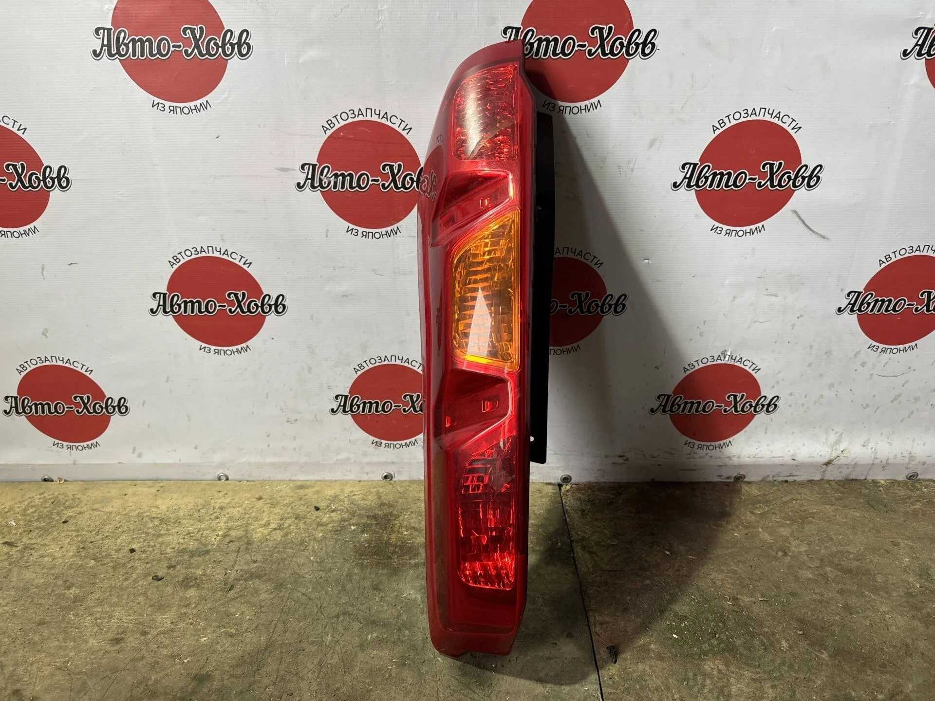 Фонарь задний правый Nissan X-Trail T31