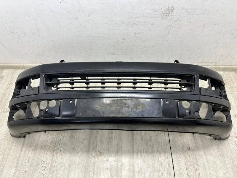 Бампер в сборе решеткой радиатора VW Transporter T5 +GP 2010-2015 7H