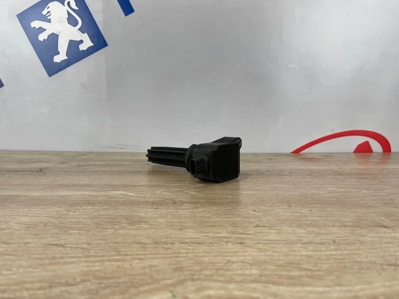 Катушка зажигания FORD FOCUS 3 2013