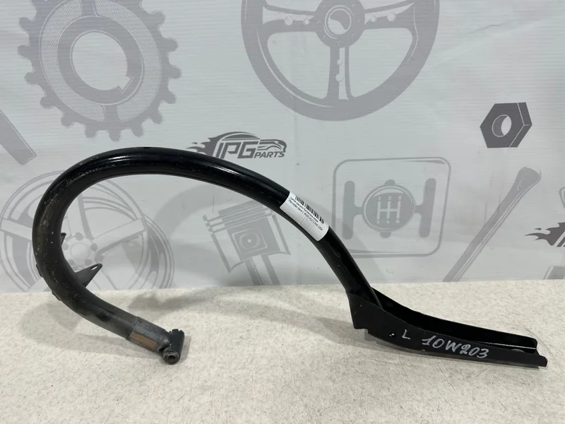 Петля крышки багажника левая Mercedes-benz 2004 W203