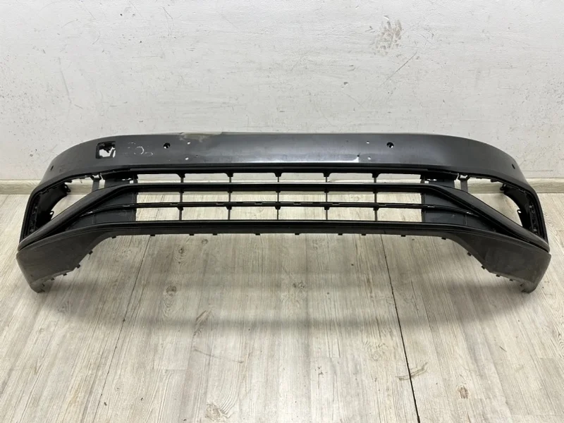 Бампер в сборе решеткой радиатора VW Passat B8 2019- 3G
