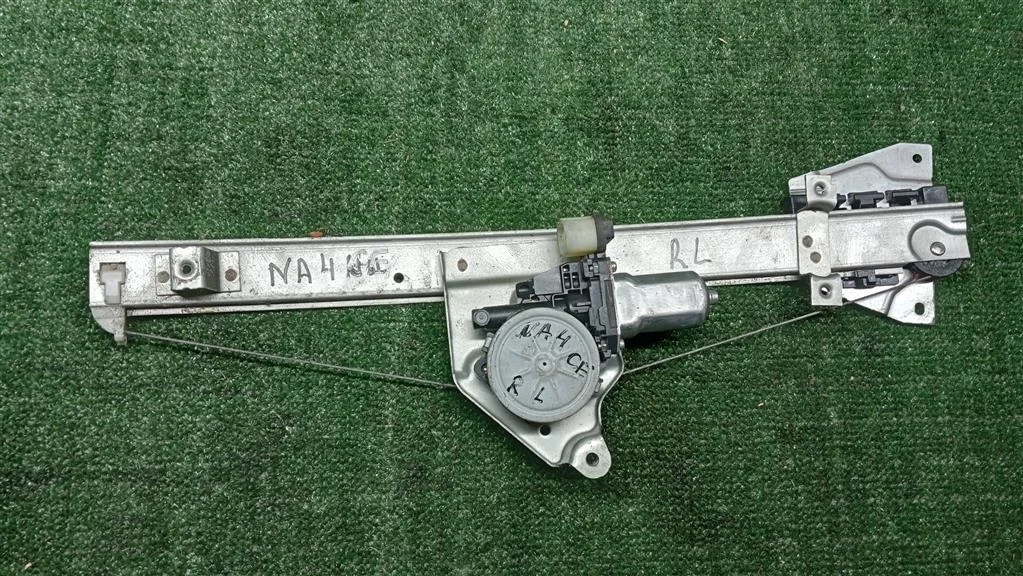 Б.у. стеклоподъемник MITSUBISHI GRANDIS NA4W MITSUBISHI GRANDIS NA4W