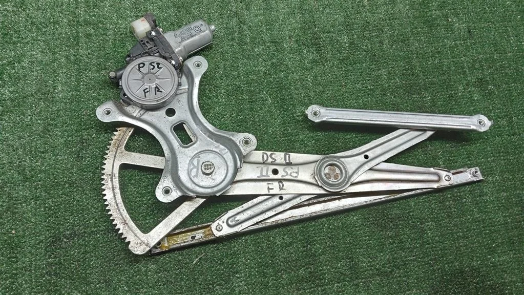 Б.у. стеклоподъемник MITSUBISHI PAJERO SPORT KH8W MITSUBISHI PAJERO SPORT KH8W