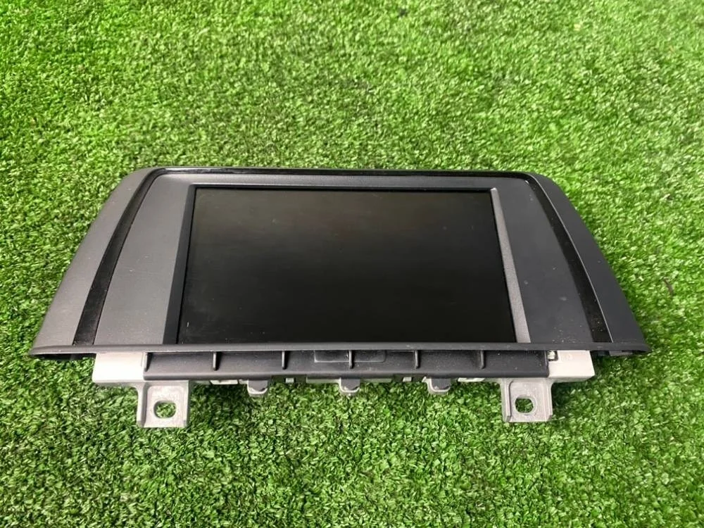 Монитор BMW F30