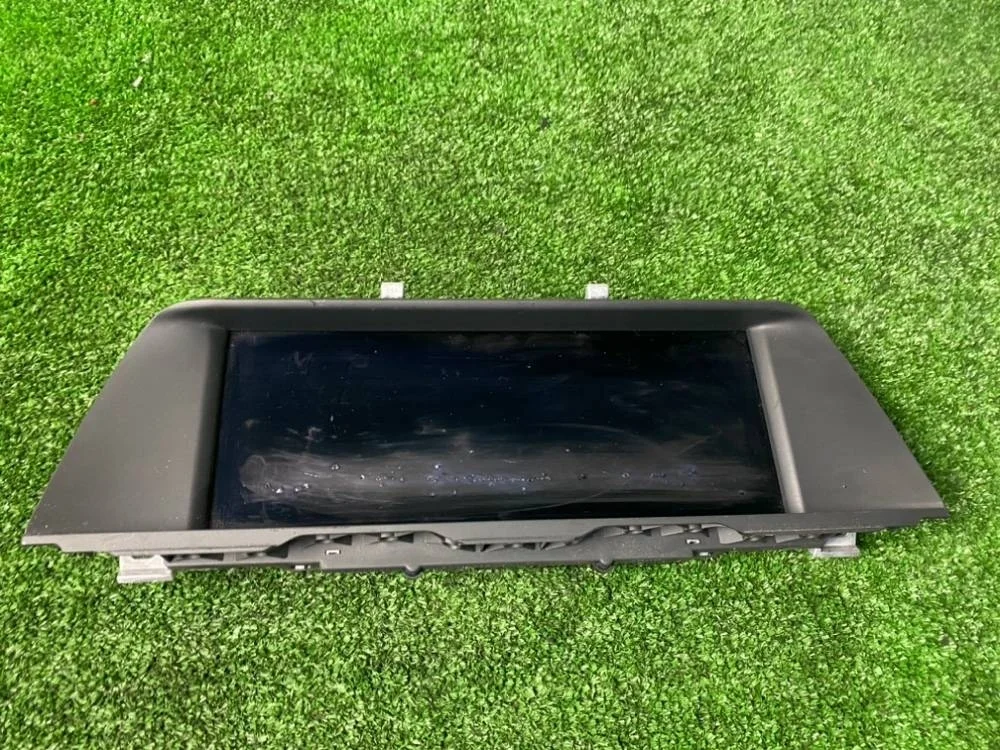 Монитор BMW F10