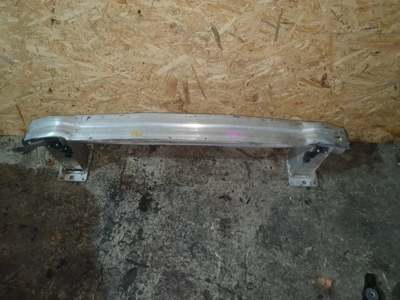 Усилитель бампера Audi S5 8T 2007-2011 Купе