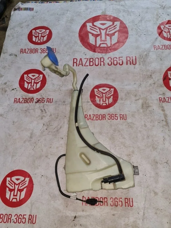 Бачок омывателя Volkswagen Touareg 2009 7LA