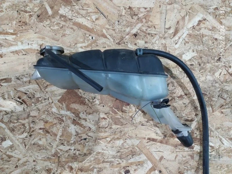 Бачок расширительный Mercedes-Benz -Class 2001 W210