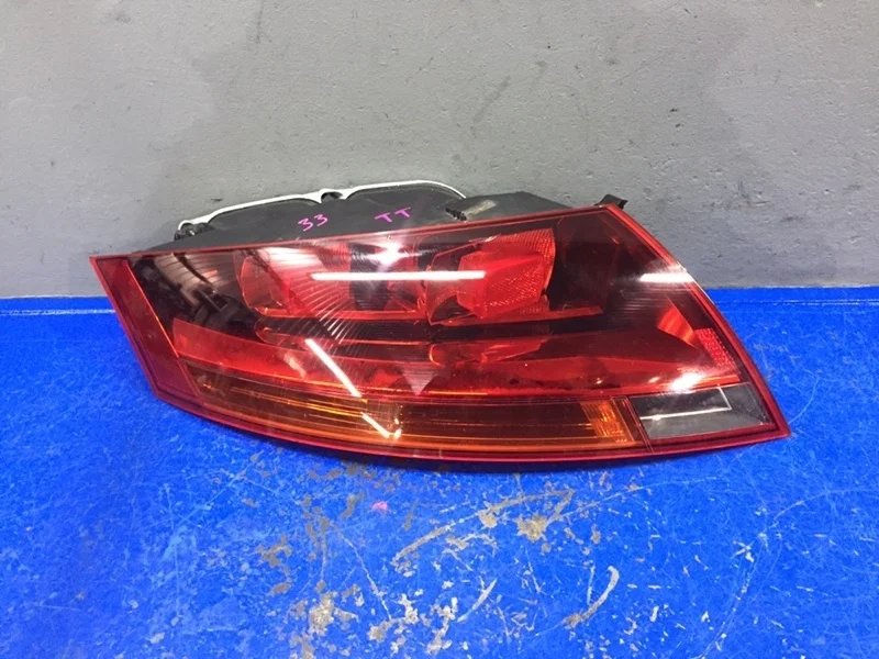 Фонарь Audi TT 8J