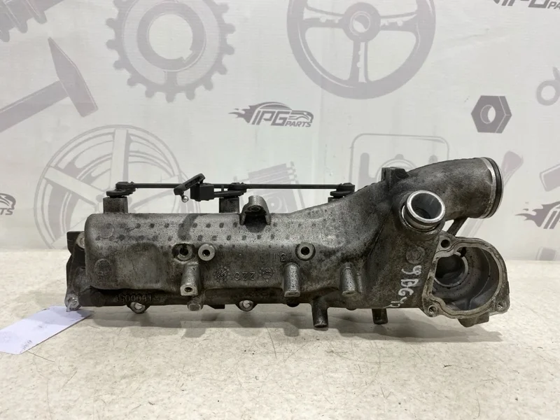 Впускной коллектор правый Mercedes-benz ML W164