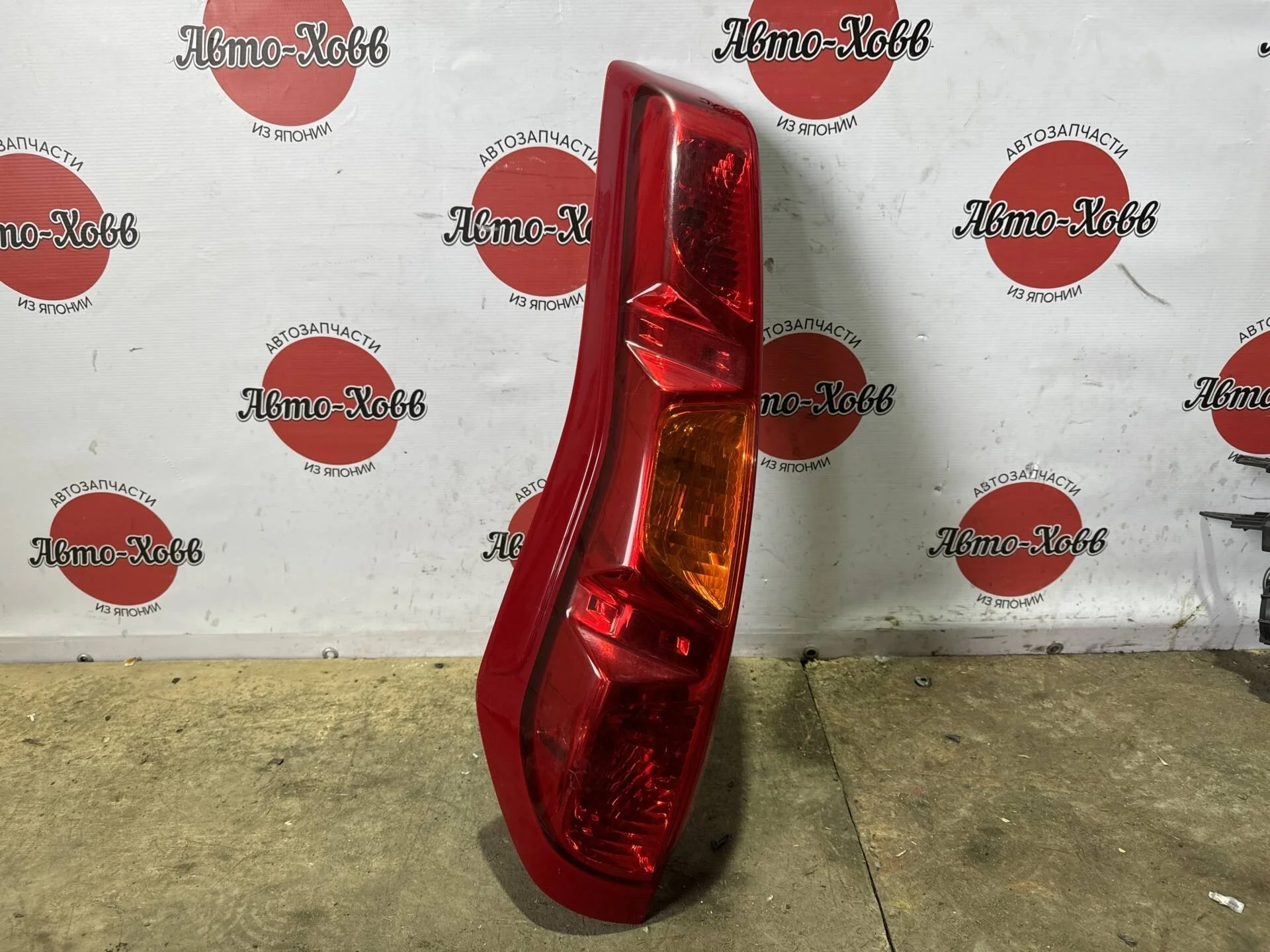 Фонарь задний левый Nissan X-Trail T31