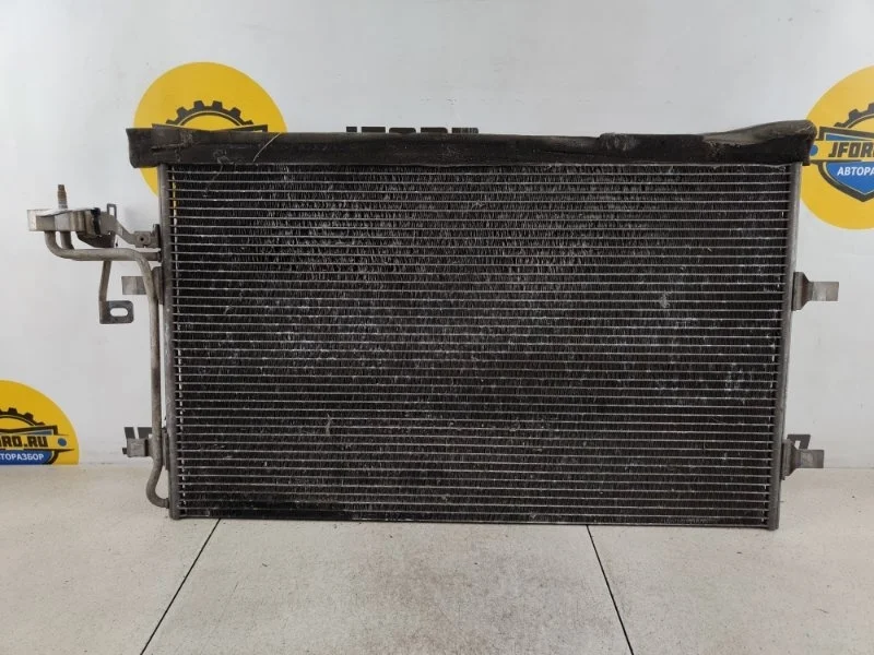 Радиатор кондиционера Volvo V50 2009 MW75