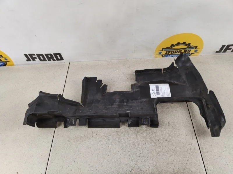 Дефлектор радиатора Audi A4 2009 B8