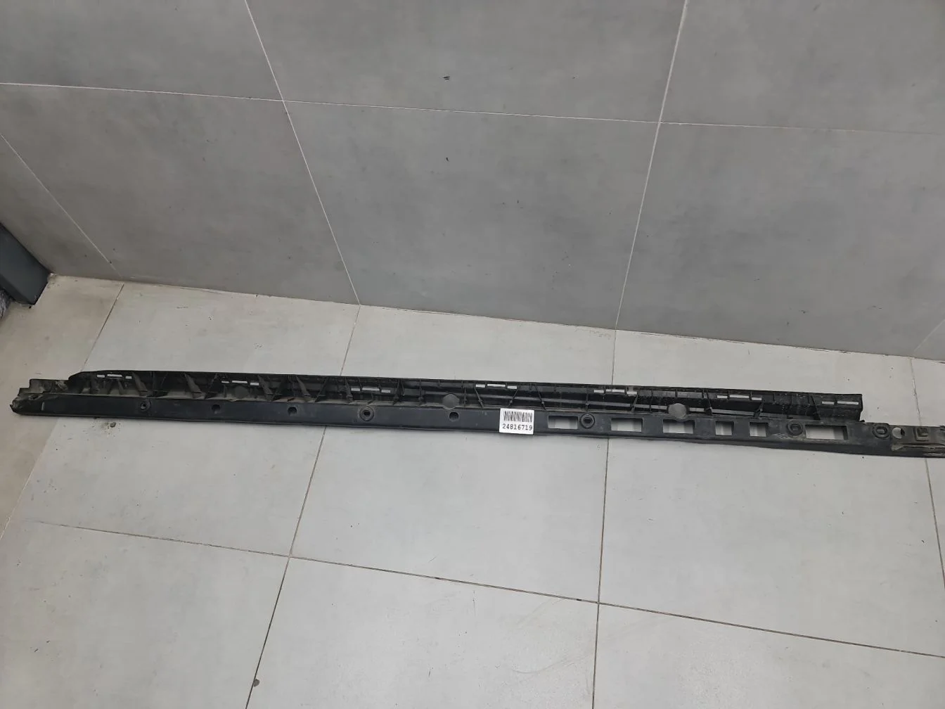 Кронштейн накладки порога левый для Mercedes GLE-klasse C292 Coupe 2015-2019