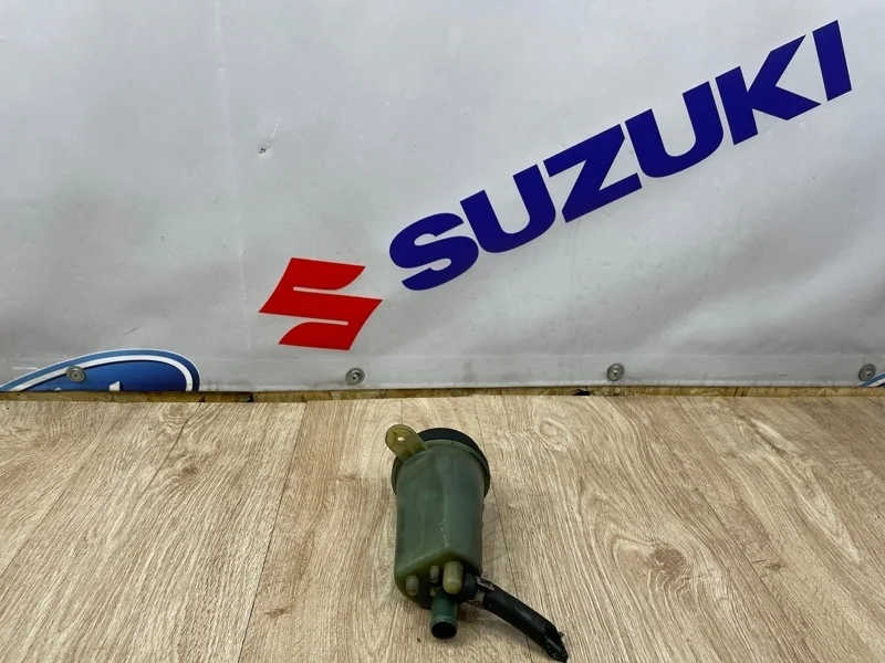 Бачок гидроусилителя FORD FOCUS 2 2009