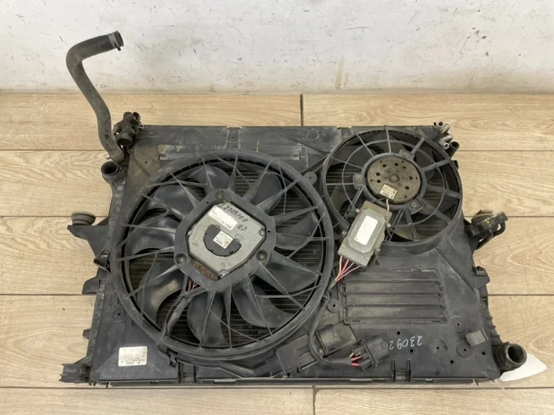 Кассета радиаторов сборе VW Touareg 2003-2010 7L