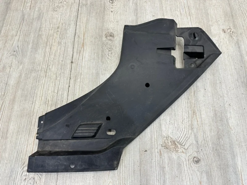 Кожух фары Audi Q7 2015- 4M