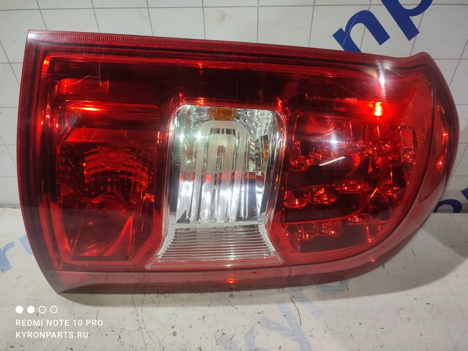 Фонарь SsangYong Rexton 2014 Y290