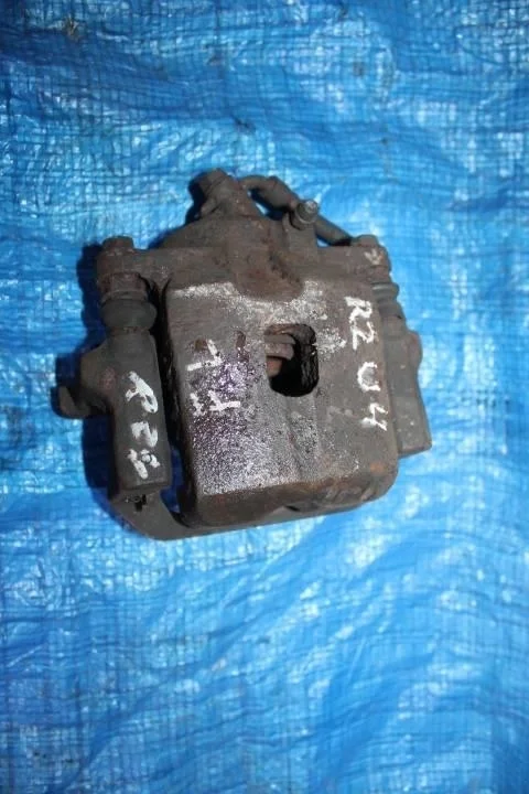 Б.у. суппорт TOYOTA RAV4 ACA20 TOYOTA RAV4 ACA20