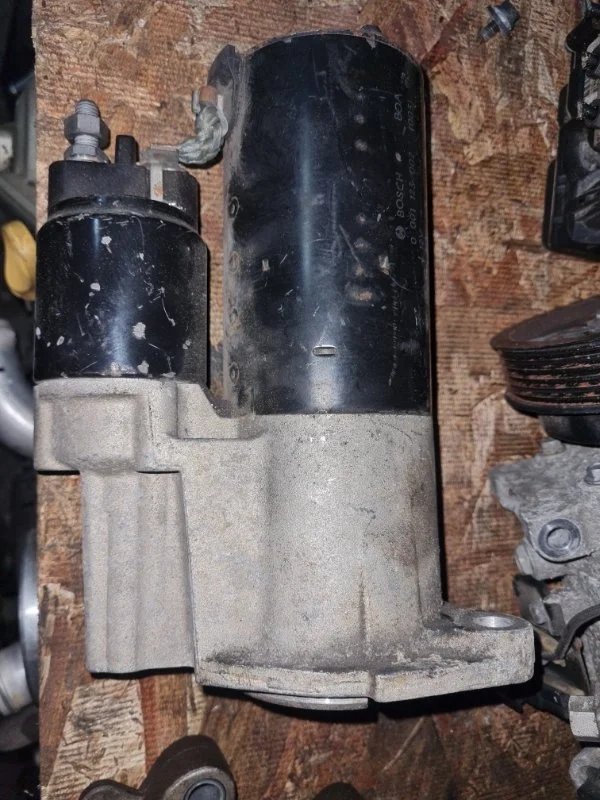 Стартер Volkswagen Touareg 2005 7L6