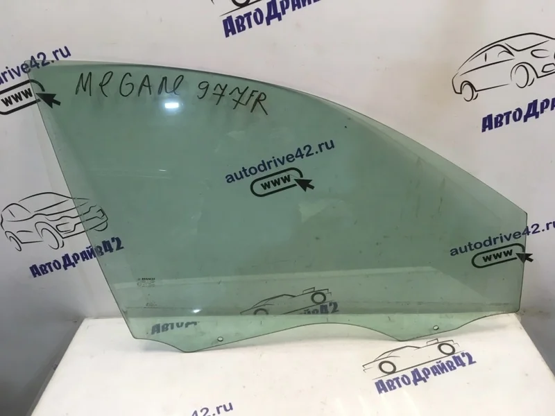 стекло боковое Renault Megane 2004 LM K4MT760