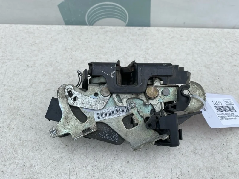 Замок левой сдвижной двери Mercedes-benz Vito 2007 W639