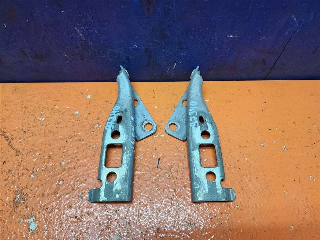 Петли капота пара Fiesta 5 Fusion 1148938 1324621