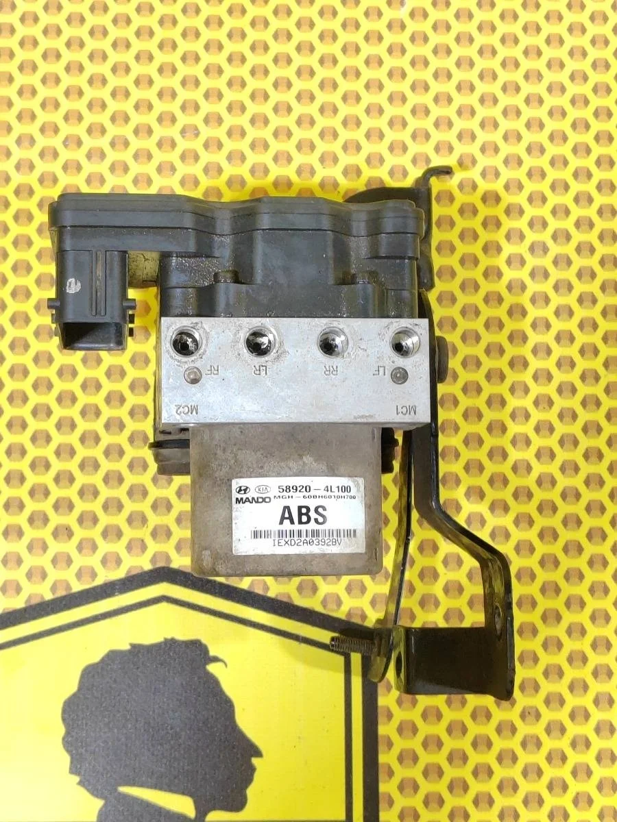 Блок АБС Kia Rio 2 013 589204L100 QB G4FC