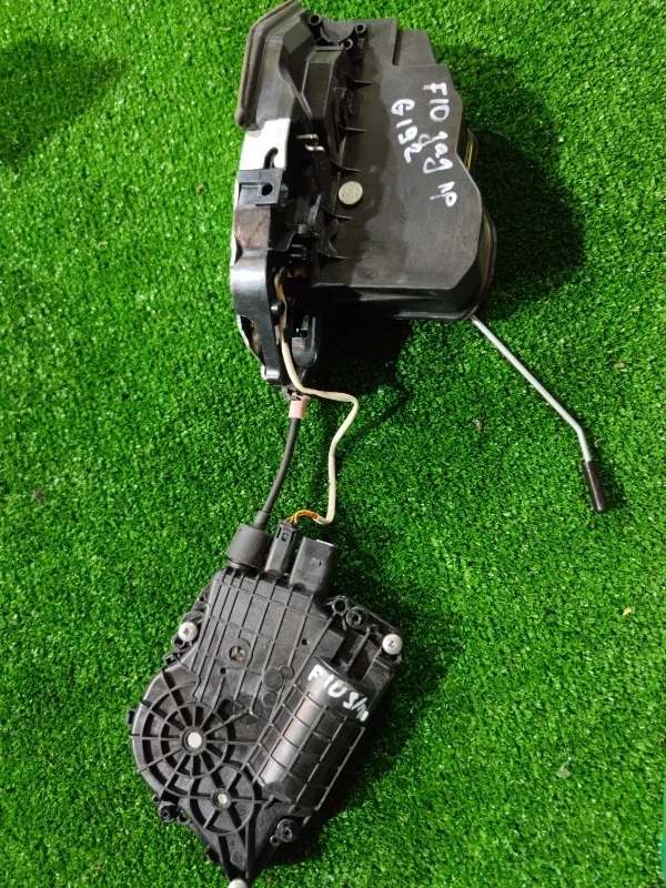 Замок двери с доводчиком BMW 550iX 2011 F10